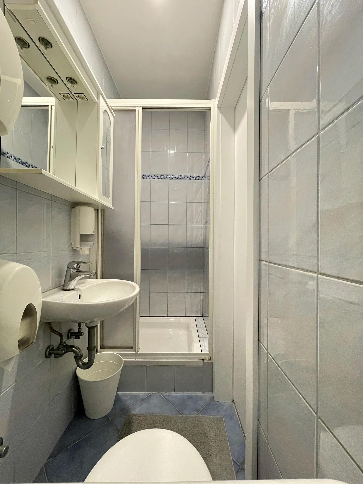 Apartment - Image 4